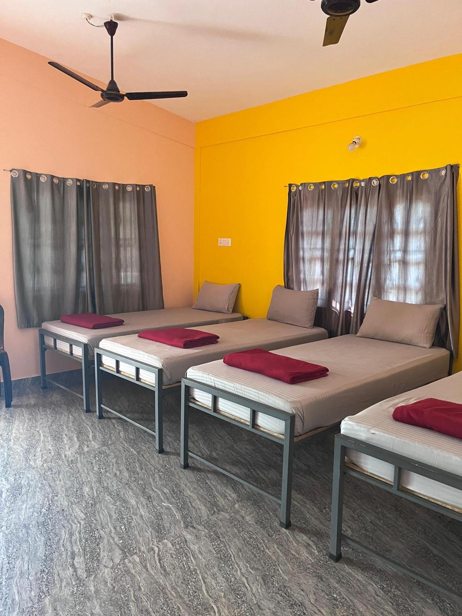 Hostelvk Gokarna جوكارنا المظهر الخارجي الصورة